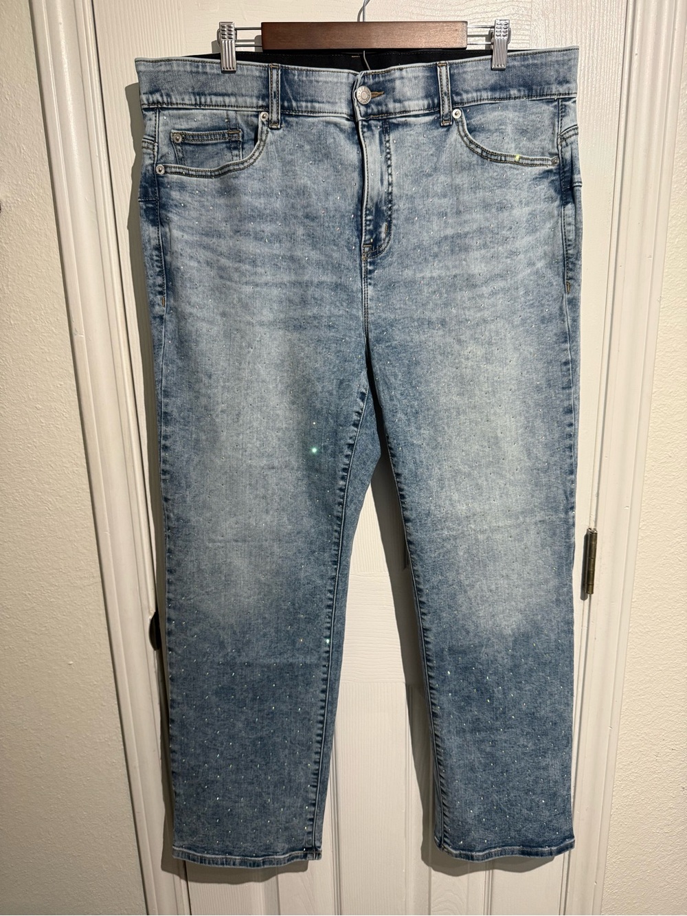 NWOT Torrid Rhinestones Bombshell Straight Jeans Size 20R
